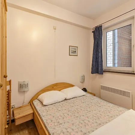 Apartment Lovely In